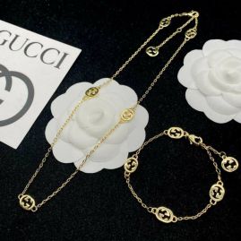 Picture of Gucci Sets _SKUGuccisuits12290110206